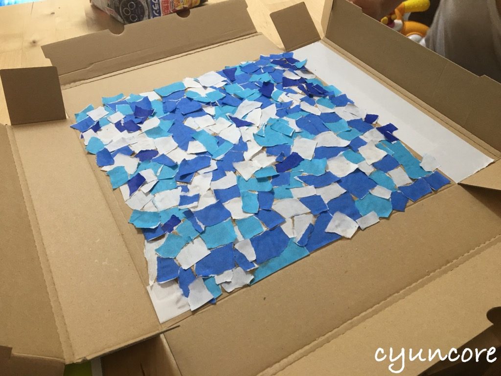 段ボール水族館の作り方①折り紙で背景を作る-3