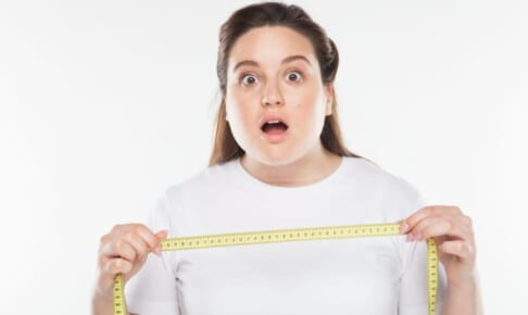 生理前に太るのはなぜ？ダイエットしても太る理由と対処法