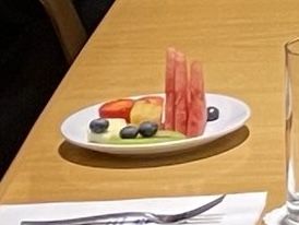 イスラエルを訪問した日本の外交団が『切り分けたスイカ』を振る舞われて平気で食べているのはヤバい-2